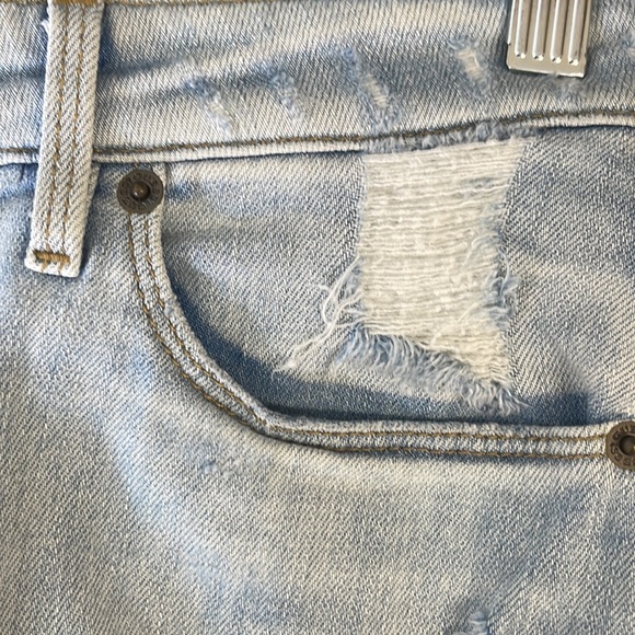 Guess Light Wash Denim Short 
Style # W51AL1D1W40 - Picture 6 of 8